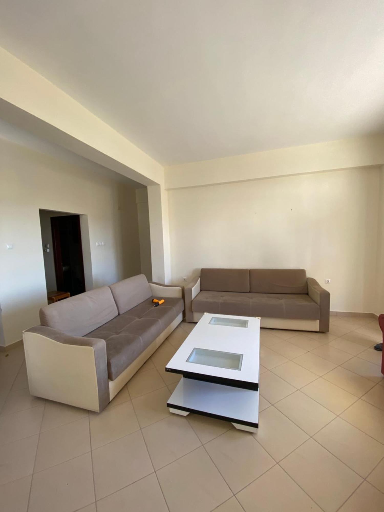 ساراندا L.T. Apartment 5Th Street المظهر الخارجي الصورة